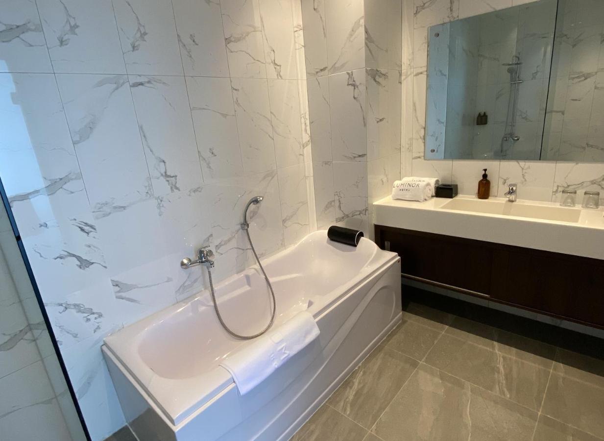 Luminor Hotel Tanjung Selor By Wh Ngoại thất bức ảnh